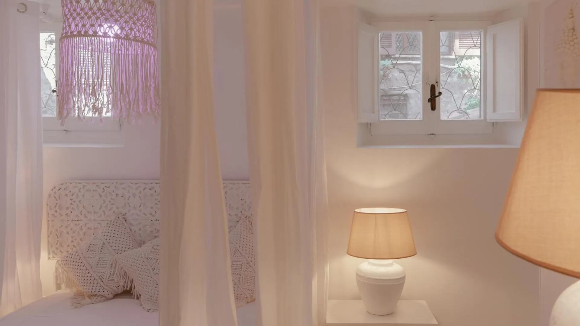Piazza Navona Historic Luxury Apartment Rome